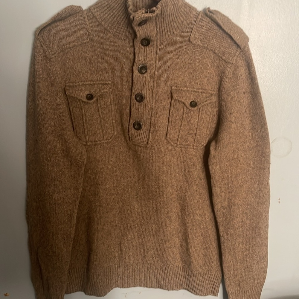 GAP sweater